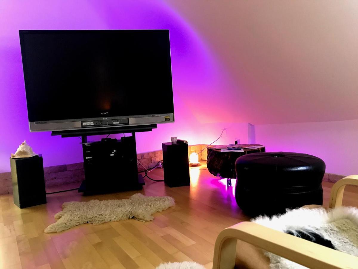 Transylvania Escape Apartment Richisu ภายนอก รูปภาพ